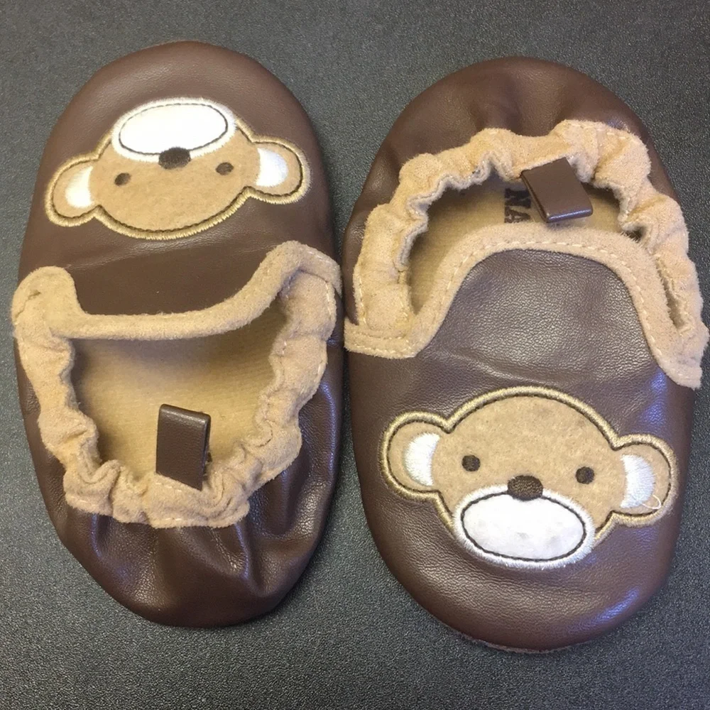 Brown Baby Bear Slippers With Sole Gripping Sz 5 baby